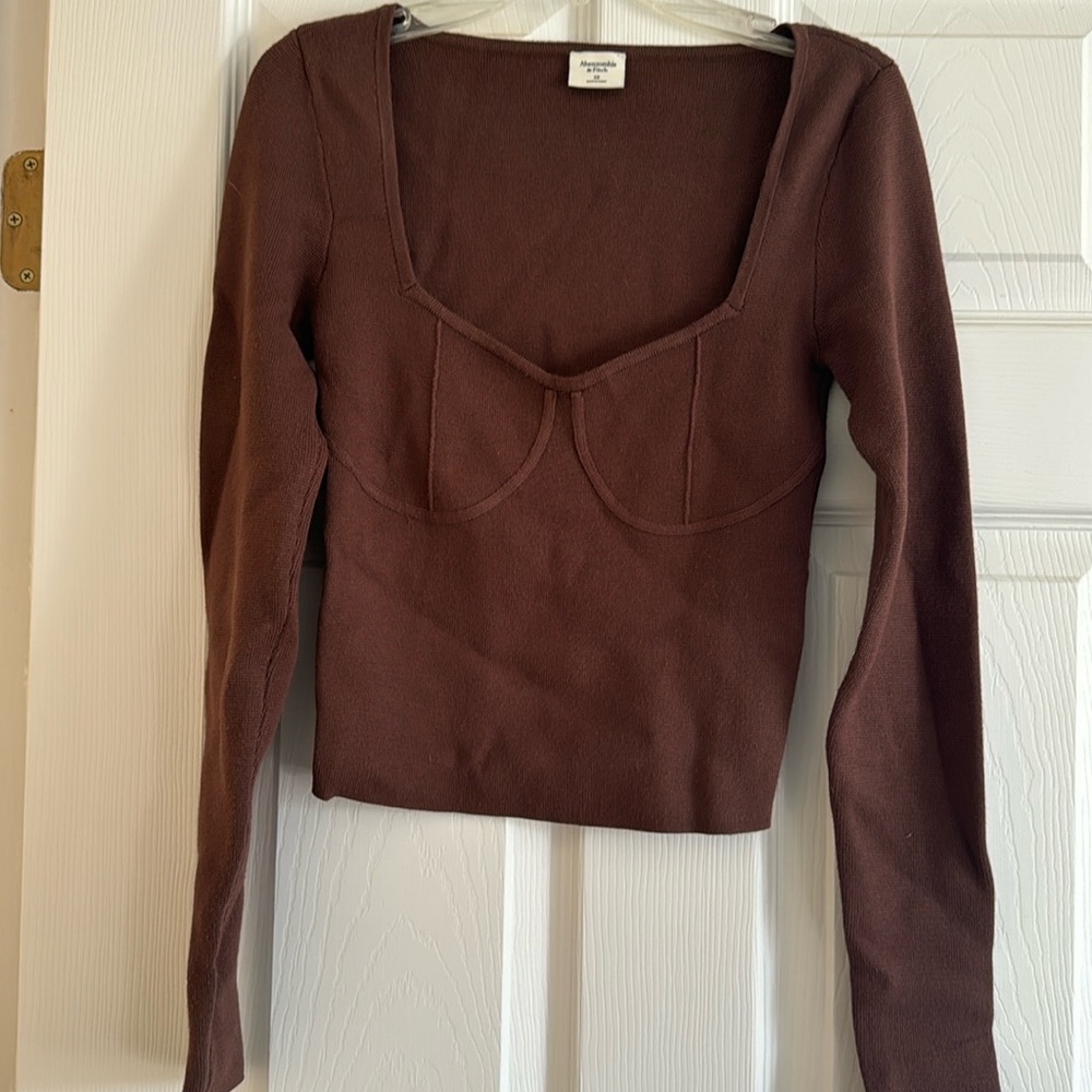 Abercrombie brown long sleeve